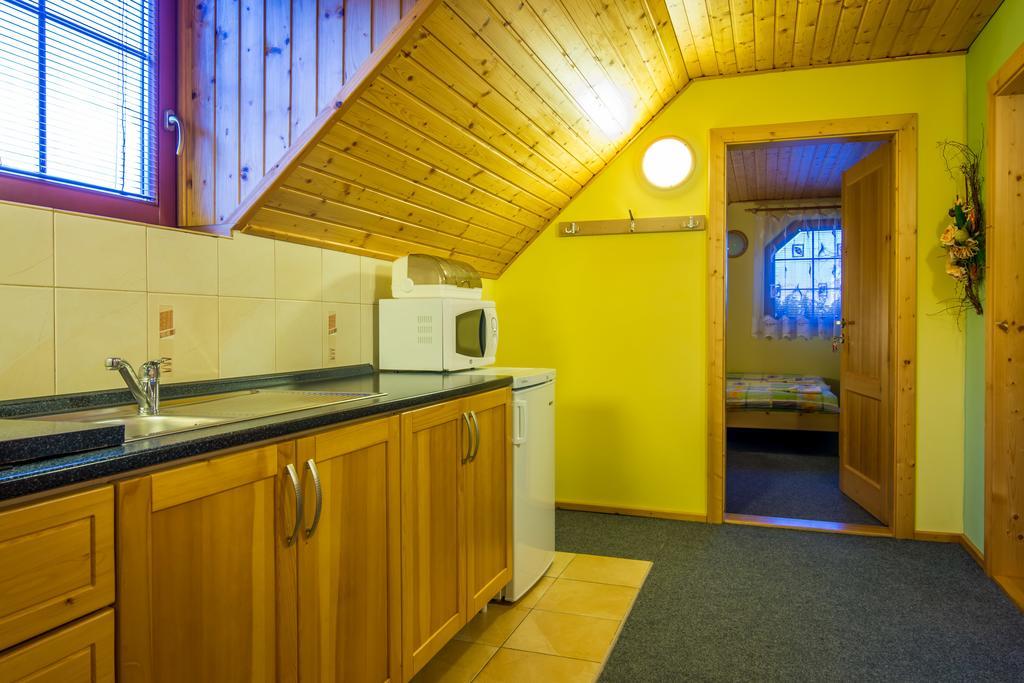 Ada Apartments Liptovský Trnovec Oda fotoğraf